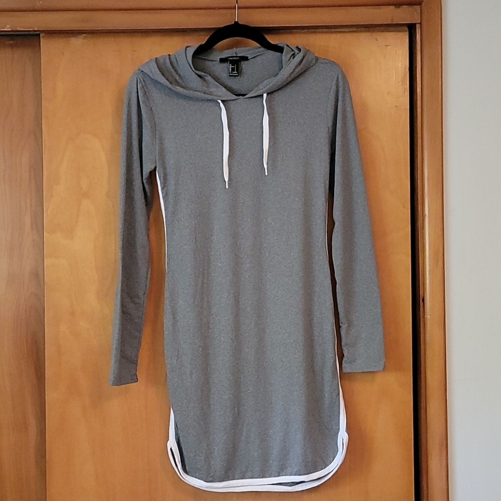 LAST CHANCE...Sporty dress